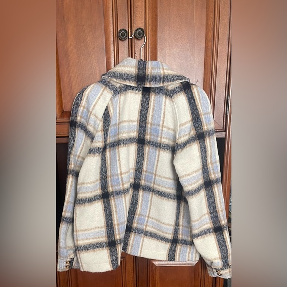 Bagatelle London Women’s Fleece Plaid Jacket - Picture 3 of 4